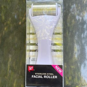 🆕 Stainless Steel Facial Roller